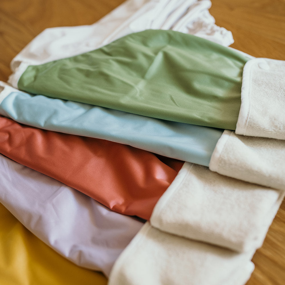 Sleeve Bib
