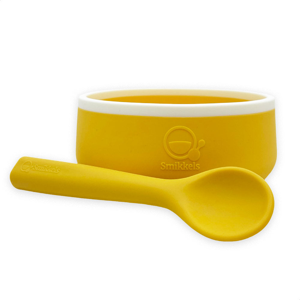 Silicone children’s bowl with spoon