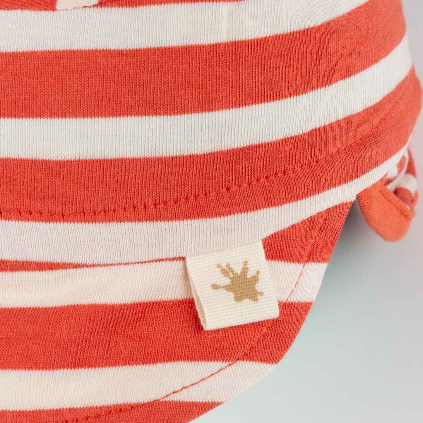Baby-Sonnenhut mit Nackenschutz
