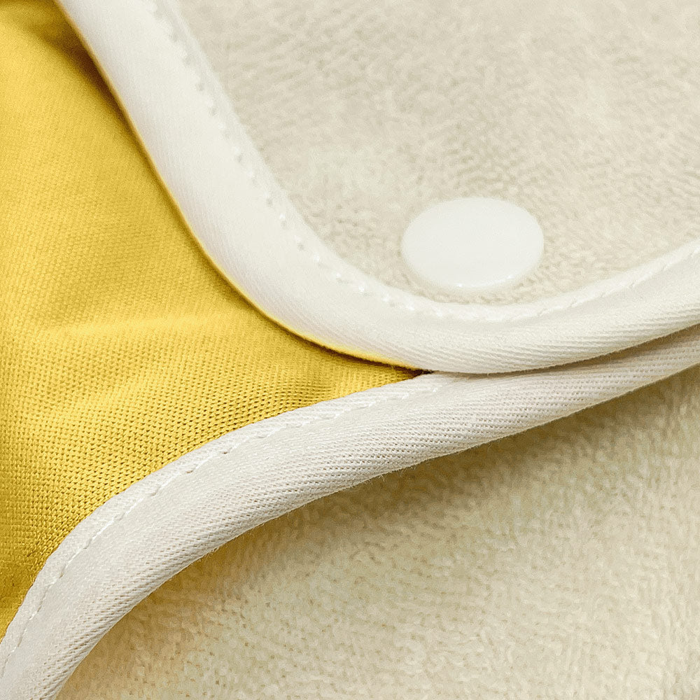 Sleeve Bib