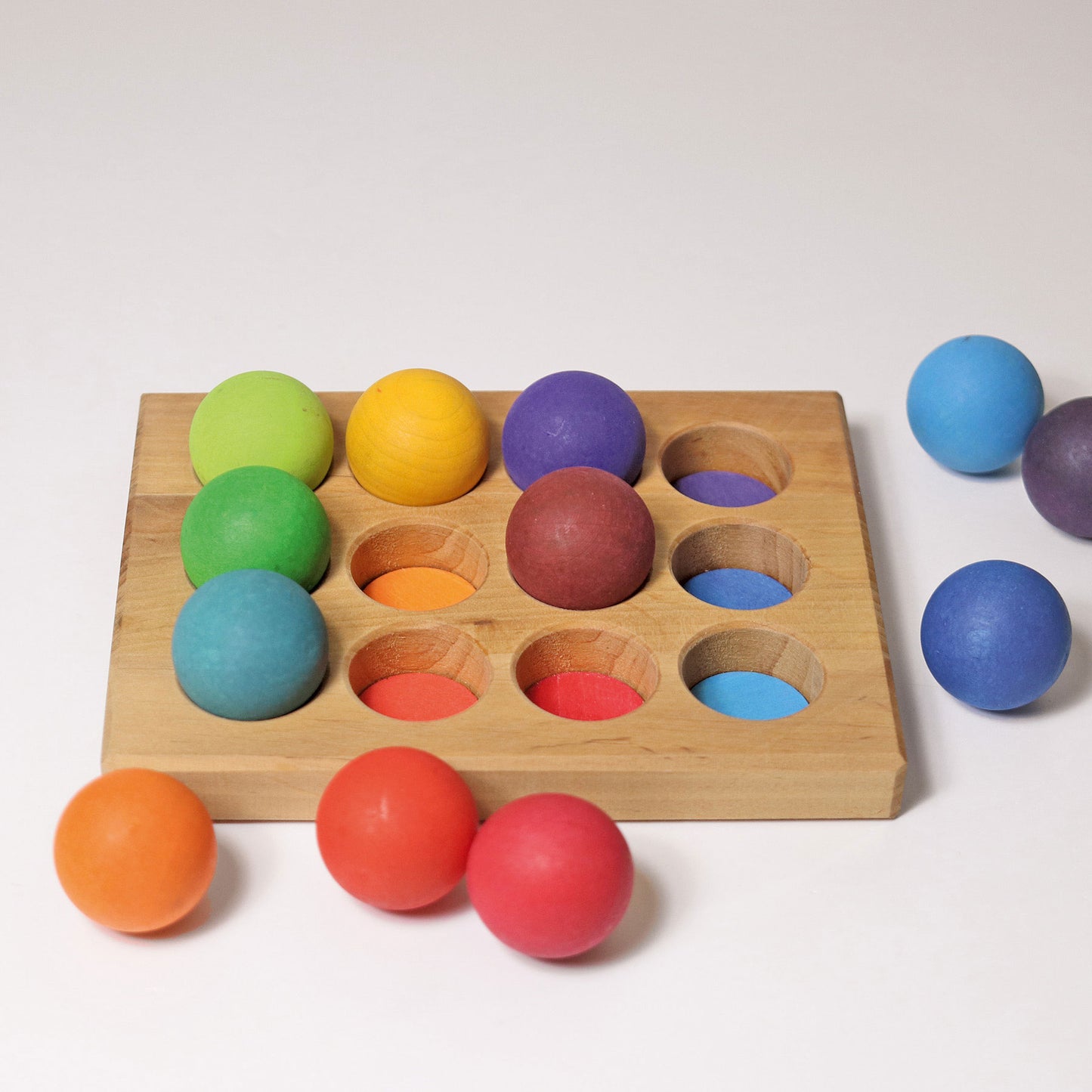 Rainbow Sorting Board