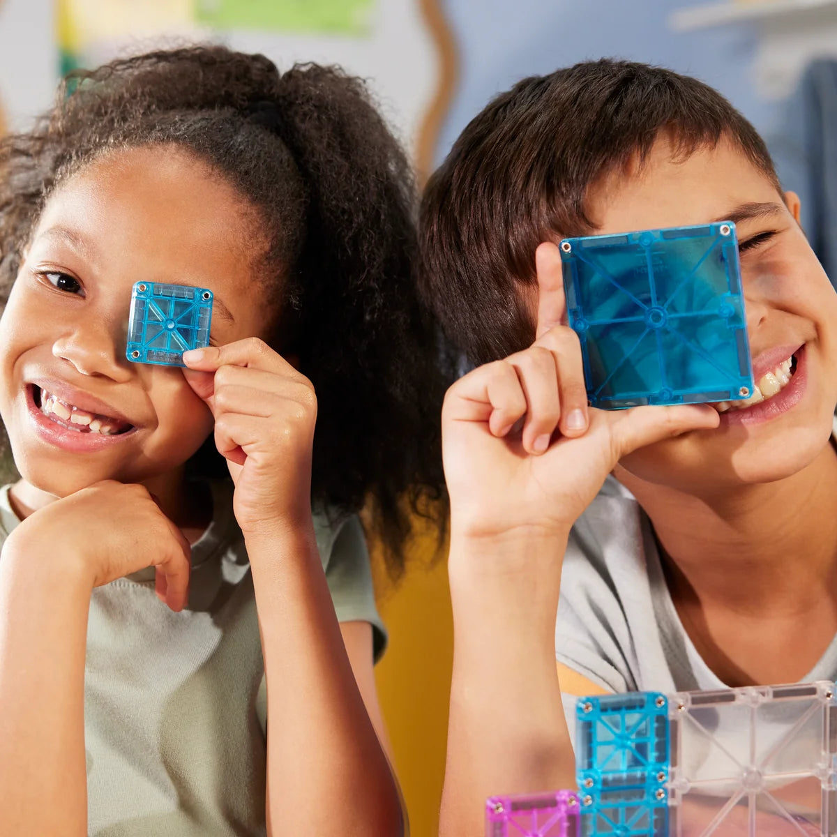 MAGNA-TILES - Travel Set Deluxe - 55 piece