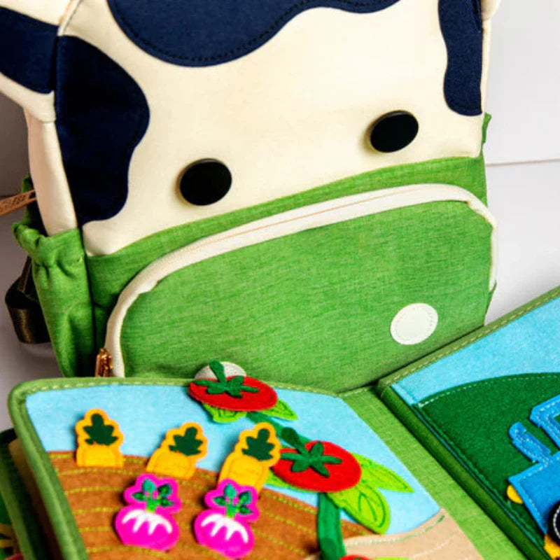 Montessori Quiet Book Drukke Boerderij + Rugzak