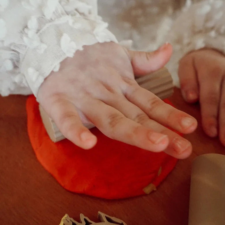 Make your own Playdough Pot