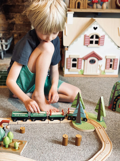 Tender Leaf - Wild Pines Train Set