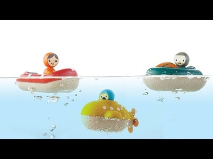 Speed boat